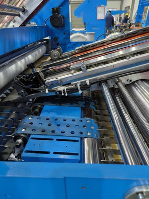 Machine de lamination électrique 5 plis feuille à feuille pour carton de 300 g/m² à 10 mm et cannelure B et E