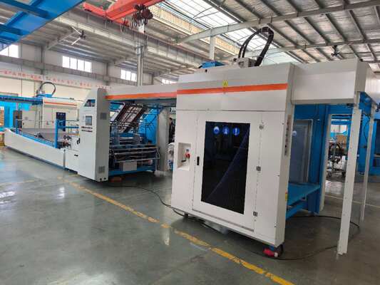 Machine de laminage automatique à flûte conçue pour la lamination du carton ondulé et la performance de la litho-lamination dans le commerce