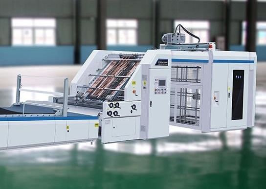 150m/Min Automatic Litho Laminator 1700x1700mm a ridé coller le contrôle de moteur servo