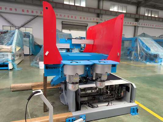 Machine de retournement de piles avancée qui optimise l'efficacité de la ligne d'emballage et l'impression en intégrant des fonctions d'élimination de la poussière et d'alignement de l'air